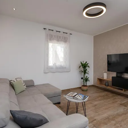 펜션 House Hana 2415