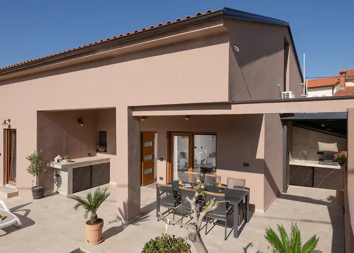 House Hana 2415 Holiday home Vodnjan